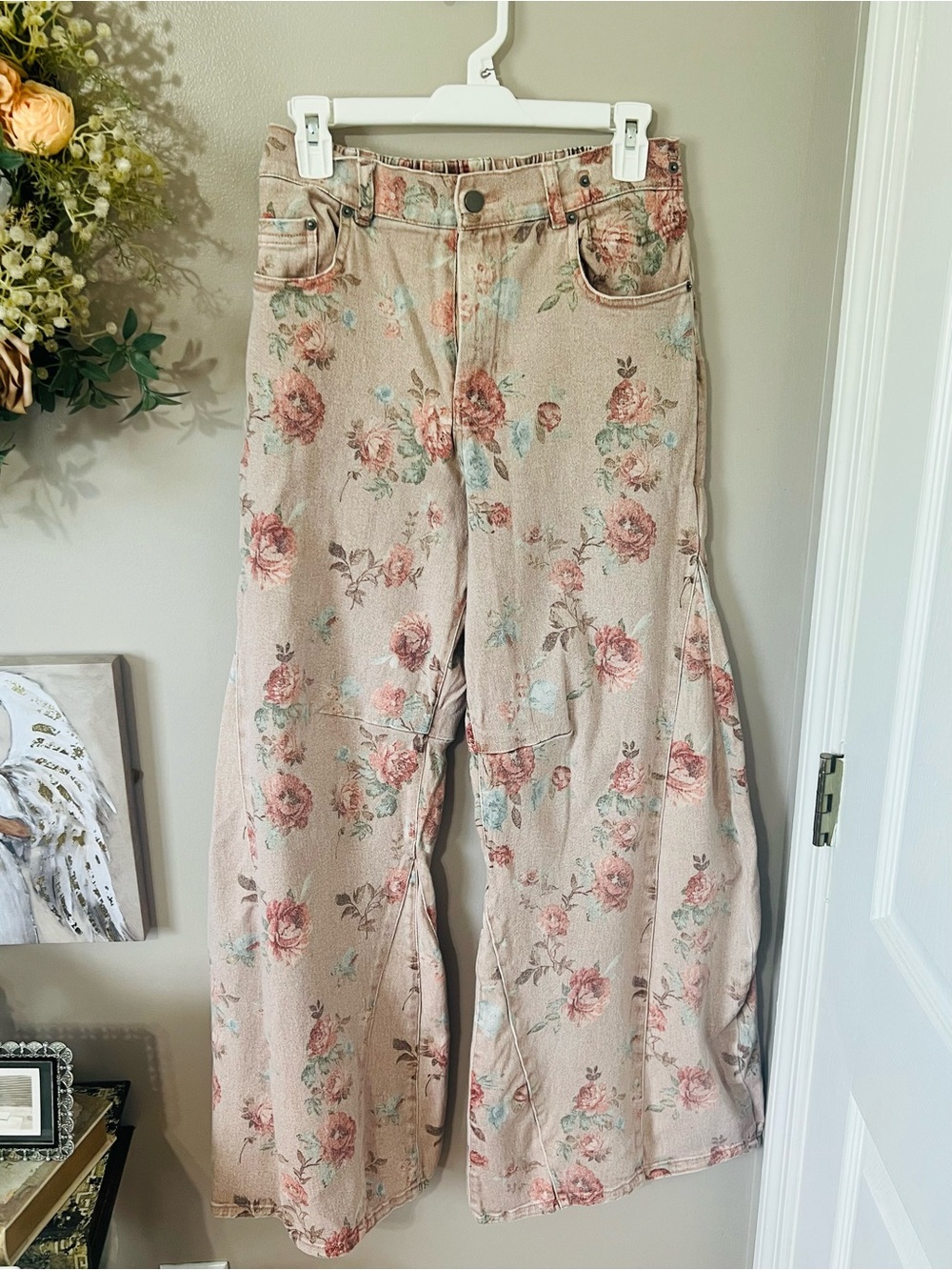 Floral Wide-Leg Pants - Light Pink